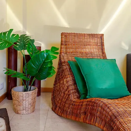 アパート Esotica